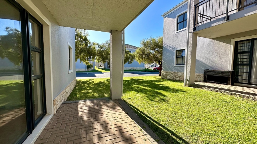 2 Bedroom Property for Sale in Heritage Park Western Cape